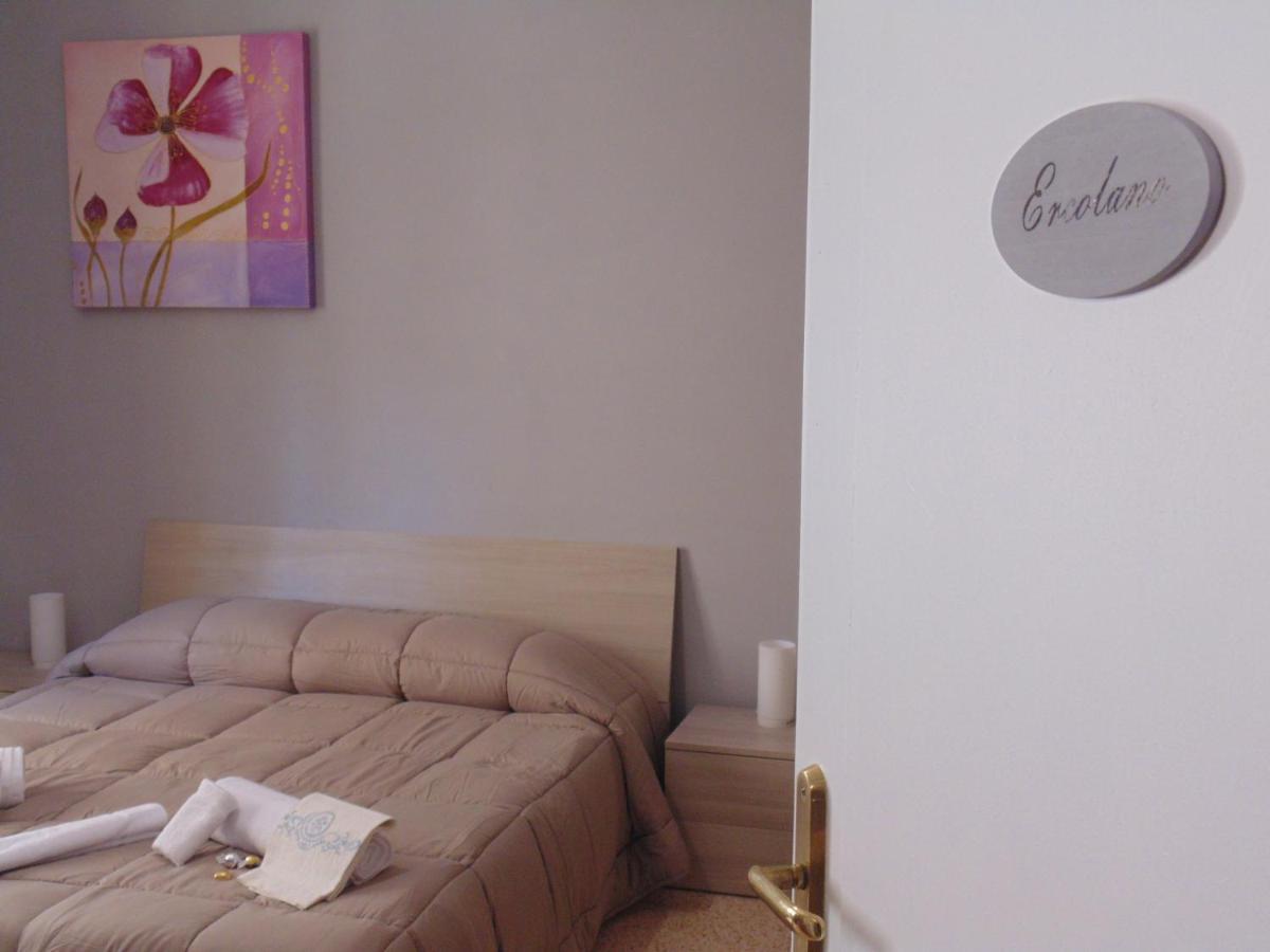 Parthenope Rooms Torre del Greco Esterno foto